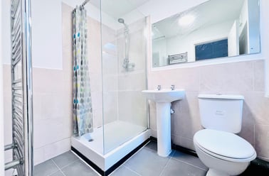 Broad Street, City Centre, Nottingham - Image 3